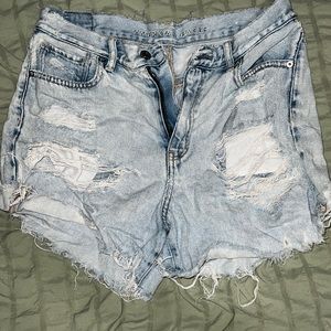 American Eagle Distressed Denim Jean High Waisted Shorts